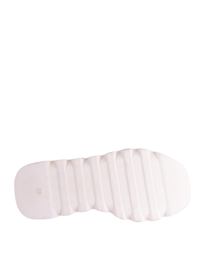 Albini Kadın Hakiki Deri 6,5 cm Dolgu Topuklu Tokalı Sandalet Beyaz Albini Kadın Hakiki Deri 6,5 cm Dolgu Topuklu Tokalı Sandalet Beyaz